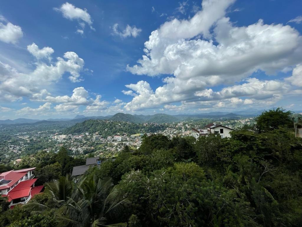 Hostel By Kandy Skyloft Exterior photo